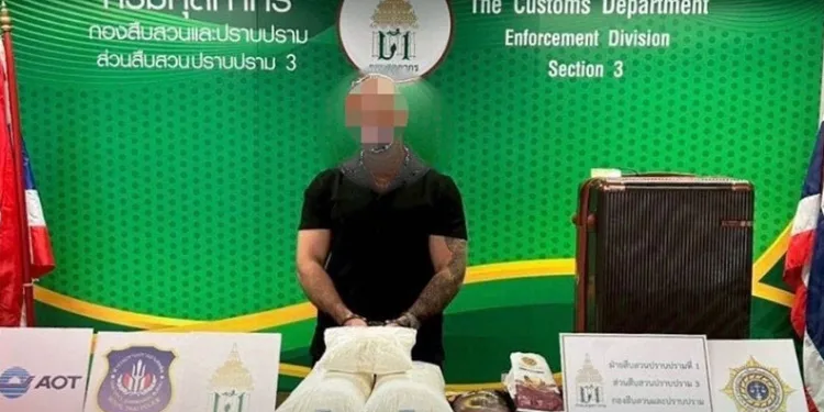 Tayland’da 12 kilo uyuşturucuyla yakalanan Türk gözaltına alındı