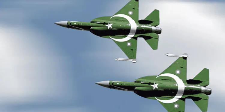 Pakistan savaş uçakları bir kez daha Afganistan’a saldırdı