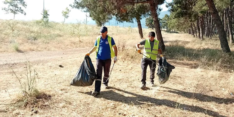 Orhangazi’de Yangın Riskine Karşı Kapsamlı Temizlik Çalışması
