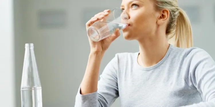 Su tüketirken dikkat! 8 litre su içti hastanelik oldu