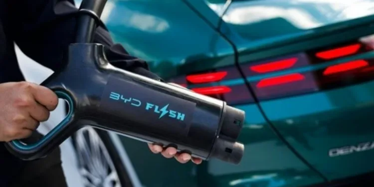 BYD’den akıllı batarya hamlesi: Navigasyona göre sıcaklığı önceden ayarlayacak