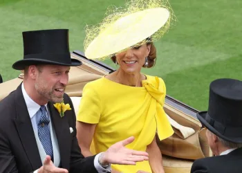 Kate Middleton’dan Royal Ascot’a dönüş! Aynı elbiseyle dikkat çekti
