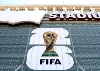 Levi’s, FIFA’nın “temiz stadyum” kuralını fırsata çevirdi