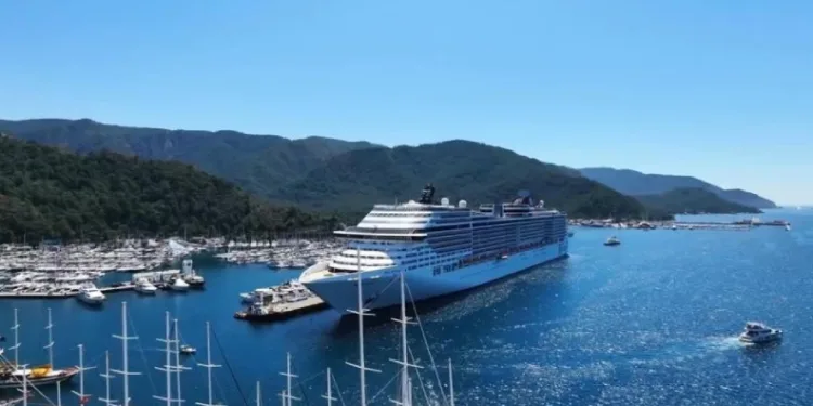 Marmaris’i bir haftada üç kruvaziyer ziyaret edecek