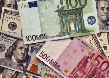 Serbest piyasada döviz fiyatları