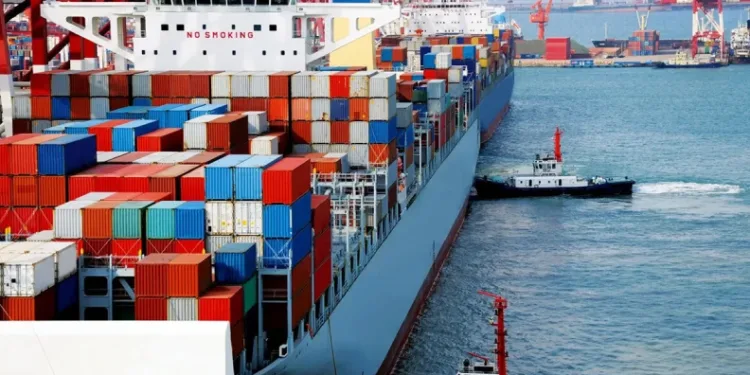 Dış ticaret açığı Mayıs ayında yüzde 15,6 azaldı