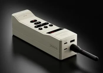 Dünyanın ilk cep telefonu, powerbank ve telsiz olarak geri döndü