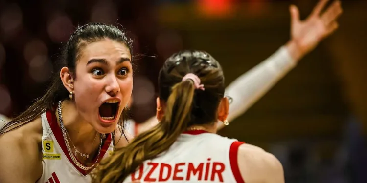 A Milli Kadın Voleybol Takımı, Milletler Ligi’ne galibiyetle başladı