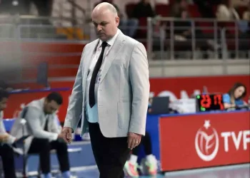Aras Kargo, başantrenör Suphi Doğancı ile devam kararı aldı