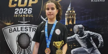 Eskişehirli eskrimciler uluslararası turnuvaya damga vurdu