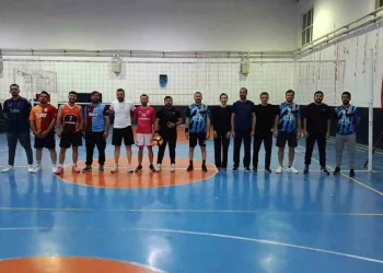 Hocalar’da voleybol turnuvası final heyecanı