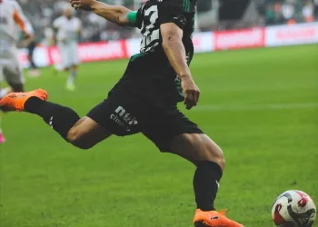 Kocaelispor’da kaptan Ahmet Oğuz veda etti