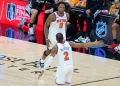 New York Knicks, San Antonio Spurs’ü yenerek NBA finallerine galibiyetle başladı