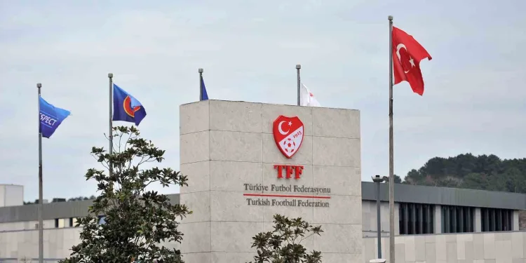 Trabzonspor ve Konyaspor’a para cezası