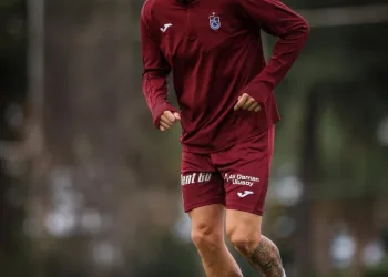 Trabzonspor, Zubkov’un AEK’ya transfer olduğunu açıkladı