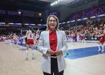 Vodafone’dan Milletler Ligi’nde mücadele eden millilere hologram tribünden destek