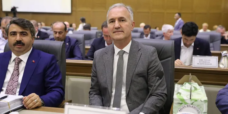 Bursalı dağcı, Cilo Dağı’nın zirvesinde kayboldu