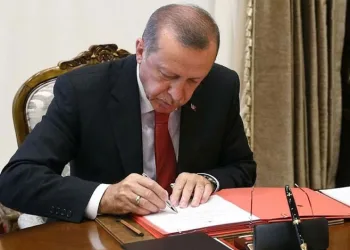 Cumhurbaşkanı Erdoğan’dan peş peşe atama ve görevden alma kararları
