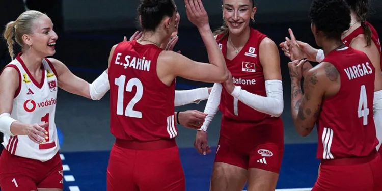 Filenin Sultanları tarih yazmak için sahada! Brezilya karşısında final heyecanı