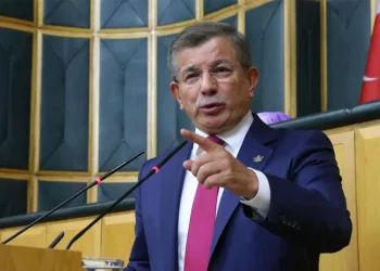 Ahmet Davutoğlu siyaseti bıraktı! İşte bundan sonraki planı
