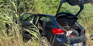 Karacabey’de otomobil sulama kanalına devrildi: 6 yaralı