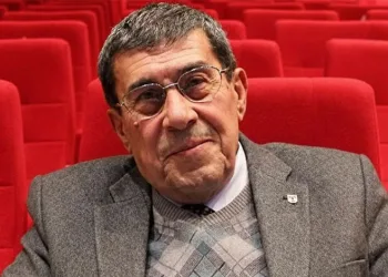 Türk tiyatrosunun usta ismi Zihni Göktay hayatını kaybetti