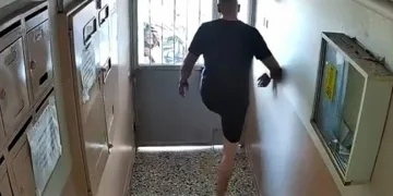 Karacabey’de otomobil sulama kanalına devrildi: 6 yaralı