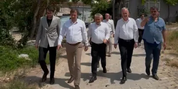 “Uzaklarda Bir Yerlerde” sergisi açıldı