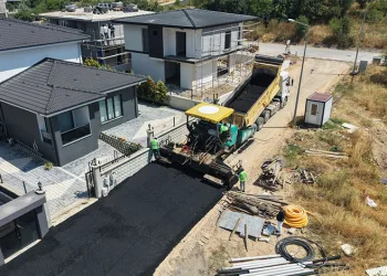 Nilüfer’de asfalt çalışmaları hız kazandı