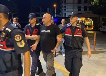 Manyas Gölü’nden gelen ilaçlı su sorununa üretici çözüm bekliyor