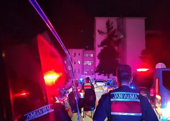 Bursa’da uyuşturucu operasyonu: Bin 98 adet sentetik ecza ele geçirildi