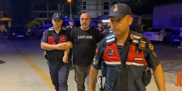 Ezel Akay’ın evinden çıkan görüntüler şaşkına çevirdi!
