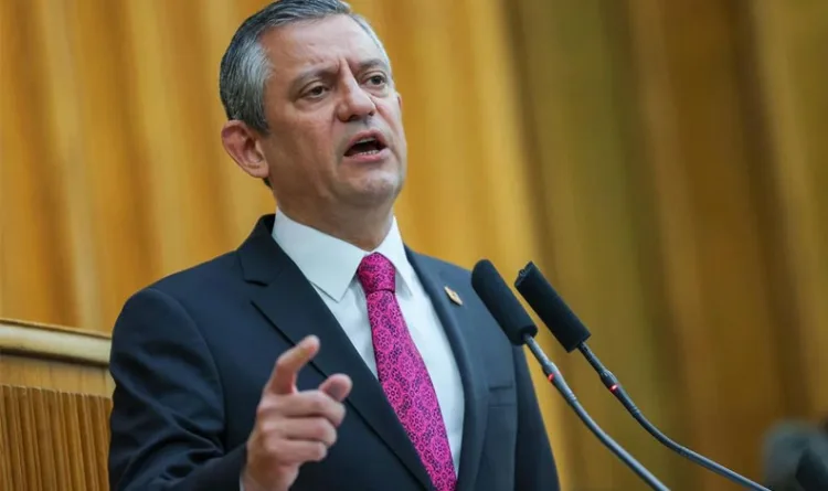 Özgür Özel’in sosyal medya hesabında dikkat çeken değişiklik!