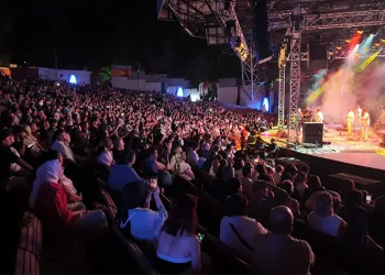 Karacabey’de otomobil sulama kanalına devrildi: 6 yaralı