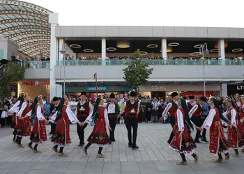 Festival coşkusu İnegöl’ün dört bir yanını sardı