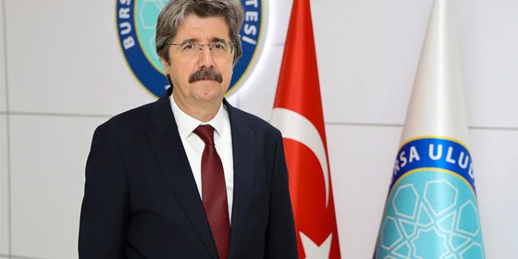 BUÜ, TÜBİTAK 1001 projeleriyle zirve yürüyüşüne devam ediyor