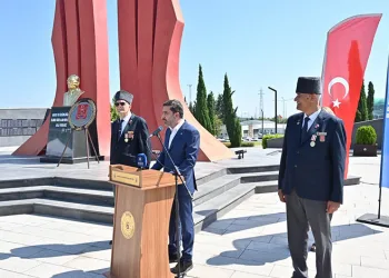Nilüfer koroları Kıbrıs’ta sahne aldı