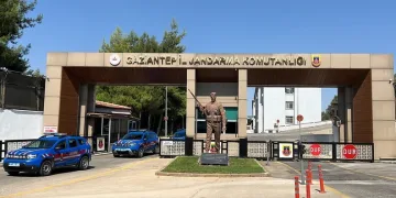 Beton mikserinin altında kaldı, kaza anı görüntüleri ortaya çıktı