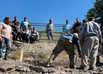 Beton mikserinin altında kaldı, kaza anı görüntüleri ortaya çıktı