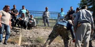 Beton mikserinin altında kaldı, kaza anı görüntüleri ortaya çıktı