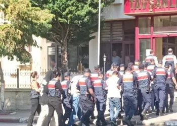 Beton mikserinin altında kaldı, kaza anı görüntüleri ortaya çıktı