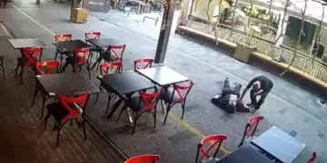 Ayvacık’ta araç yangını