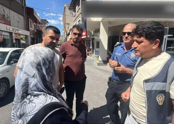 Ayvacık’ta araç yangını
