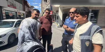 Ayvacık’ta araç yangını