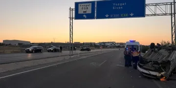 Ayvacık’ta araç yangını