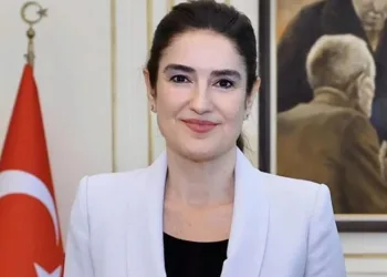Ece Güner: “Haluk Levent kişisel borç istedi”