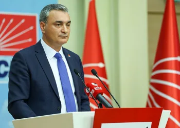 CHP’de 4 il başkanlığı görevden alındı