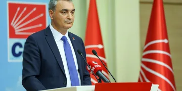 CHP’de 4 il başkanlığı görevden alındı