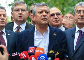 YENİ Parti ana muhalefet olarak ilk ve son kez bütçede