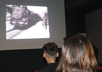 Sinema değişen alışkanlıklara göre kendini yeniliyor